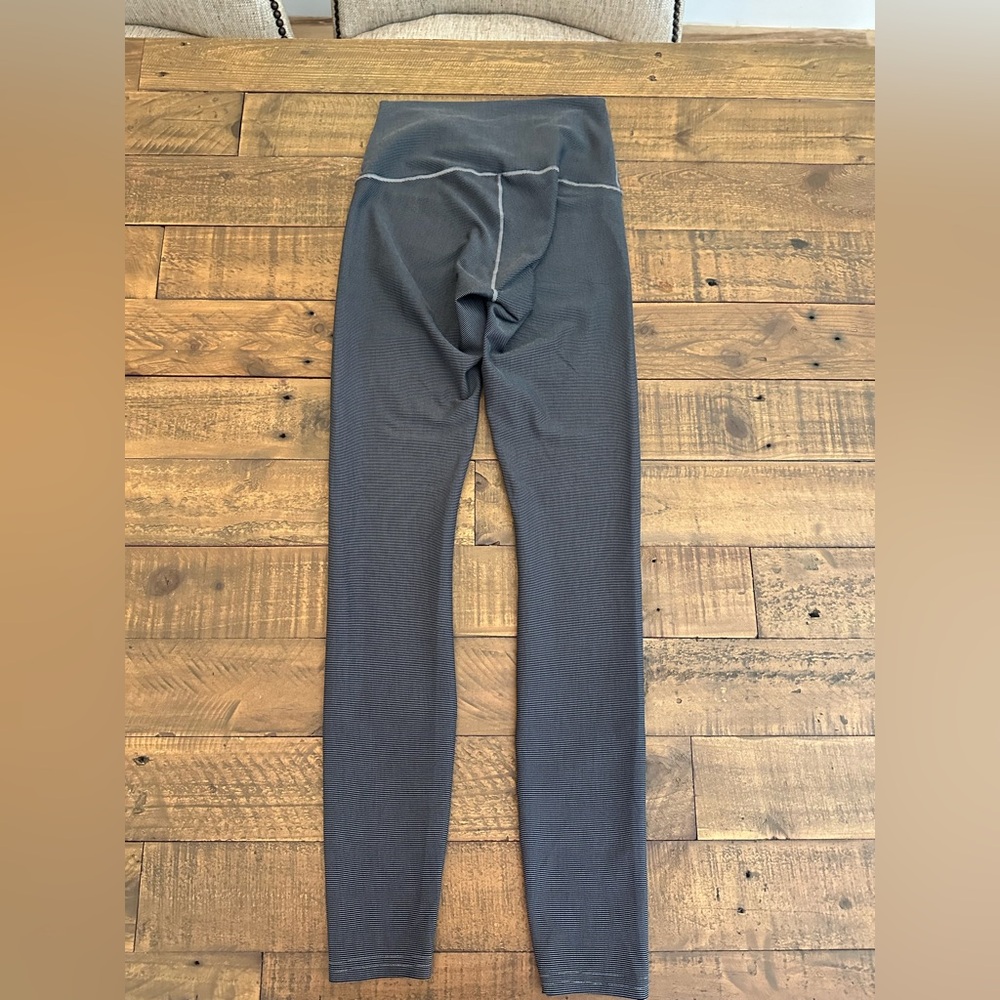 Colorado Threads Women’s Microstripe Yoga‎  Pants - Size Small